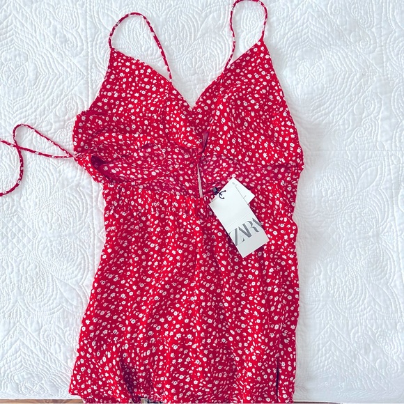Brand New with Tags Red, Floral, Zara dress! Perfect for the warm weather! NWT!! - Picture 3 of 5